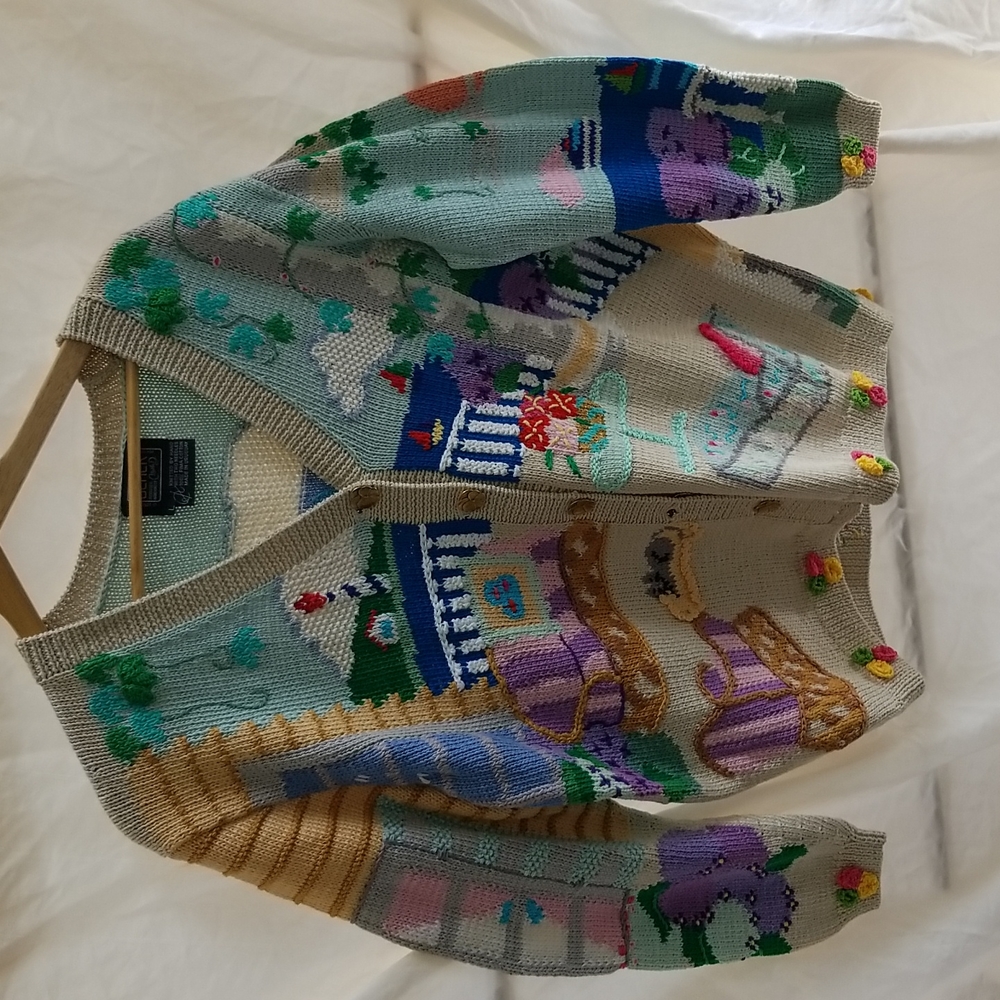 Berek lake themed cardigan